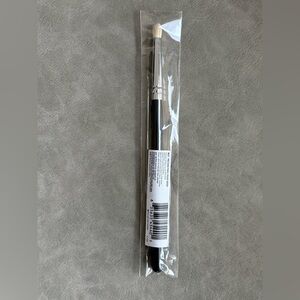 Morphe M431 - PRECISION PENCIL CREASE BRUSH